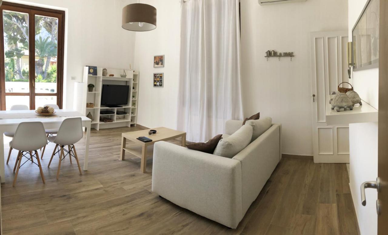 Apartmán A Un Passo Dal Mare Lido di Mondello Exteriér fotografie